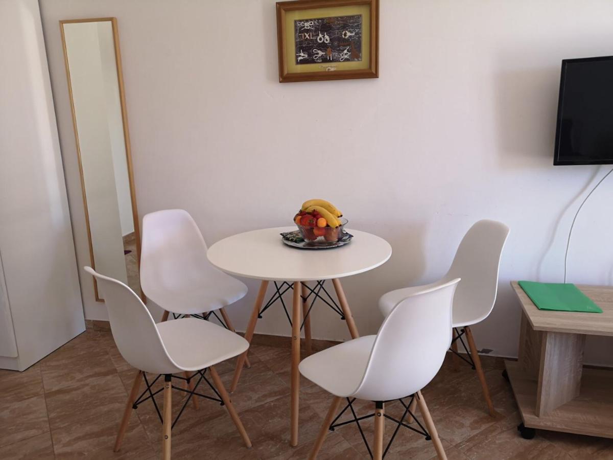 Mia Apartment *